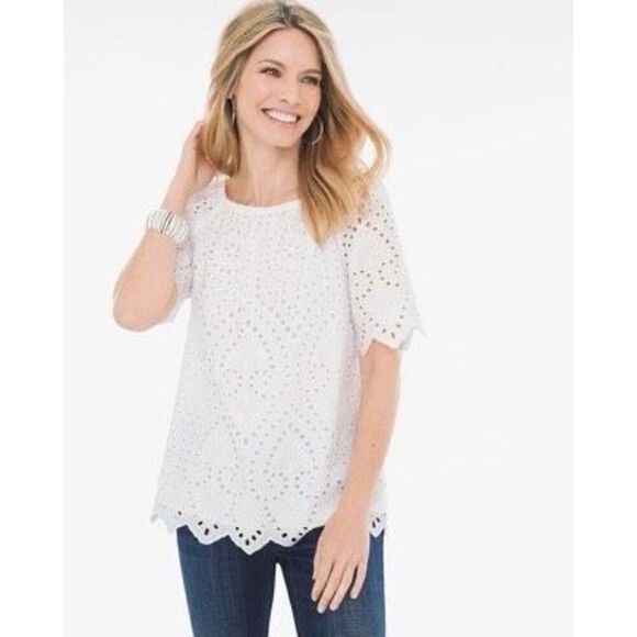 ✨Chico’s Eyelet Embroidered Sz 1 White Top✨ - Picture 1 of 11